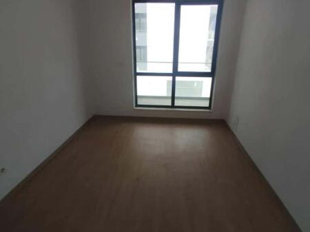 Apartment 3+1+2T for rent on 5 Maj Street!
