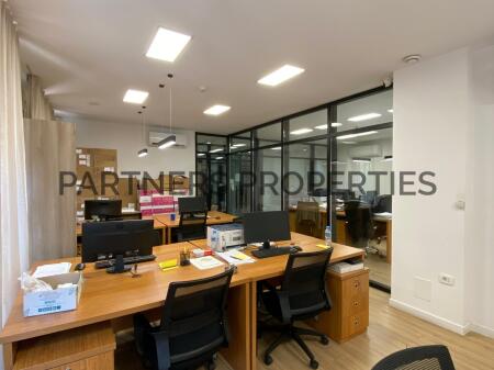 Business premises for rent on Barrikadave street  