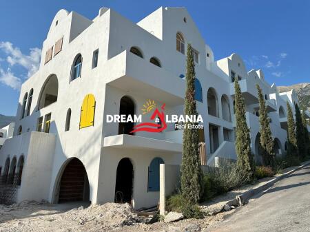 8 Apartamente 2+1 ne shitje tek Village Square prane Santorini Residence ne Dhermi (ID 41211623)
