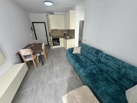 🏡 Apartament me Qira – 1+1+Ballkon në Rezidencë Luksoze