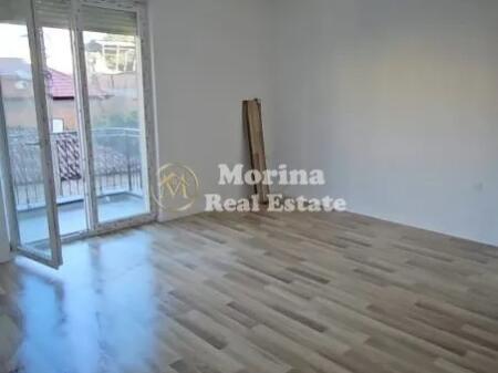 Vendita, Monolocale, vicino alla Scuola di Balletto, 95.000 Euro