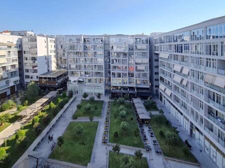 Shitet apartament 1+1 tek Kompleksi Kika 2,Komuna e Parisit