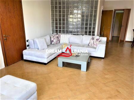 Apartament 2+1 me qera ne zonen e Ish Bllokut prane Librit Universitar ne Tirane (ID 4221868)