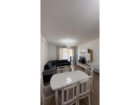 Disponojme apartament 2+1+2 per qera tek Vila L ne Astir.  Informacion mbi apartamentin: - Siperfaqe 106 m2 - Kati 2 - Kubature e rregullt  Organizimi: - Ambient ndenje dhe gatimi - 2 Dhoma gjumi - 2 Tualete - 1 Ballkon  Cilesime: - Ndertim i ri - Ashensor - I investuar - I mobiluar - Apartamenti ndodhet ne nje kompleks modern dhe te mireadministruar - Ofron akses te shpejte ne rruget kryesore te zones - Opsion ideal per banim komod dhe familjar  Per nje vizite ne prone na kontaktoni!