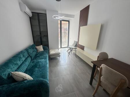 Apartament me Qira – 1+1+Ballkon në Rezidencë Luksoze  Rruga Mine Peza, Tiranë