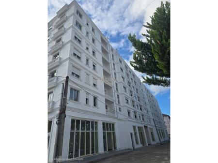 Shesim apartament 2+1 "Rruga 7 Marsi" Kamez! 107,000 €