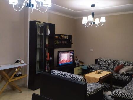 Apartament 2+1 me qira tek Zogu i Zi!