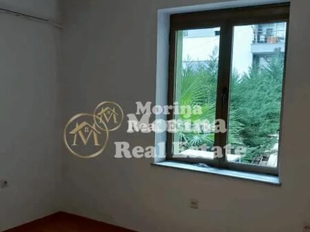 Affitto, Appartamento, 3+1, Pazari I Ri, 600 euro/mese