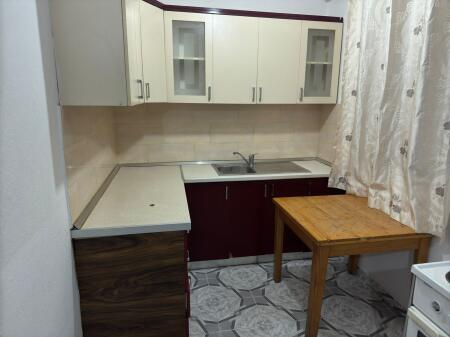 Apartament 1+1 me qera 5 maj 350 euro