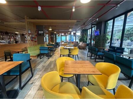 Fresk, Bar/cafe for sale !
