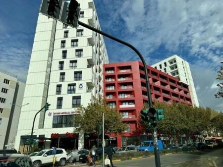 PER SHITJE APARTAMENT 2+1+2 TEK ARLIS FARMACIA 10 ! 228,600 €
