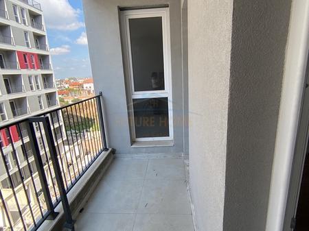 Shitet, Apartament 2+1+2 ,Univers City.