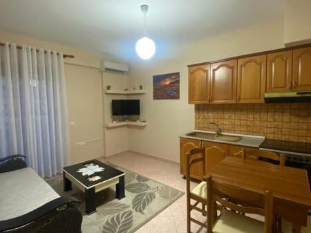 AFFITTASI APPARTAMENTO 1+1 IN SPIAGGIA, VICINO ALL'HOTEL ANTALYA