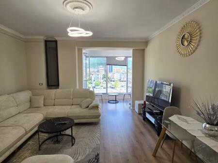 SUPER APARTAMENT 1+1 ME QIRA, TE USLUGA ‼️