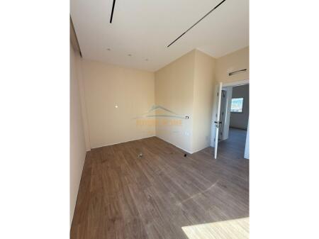 Shitet, Apartament 1+1, Ali Dem, Tiranë.