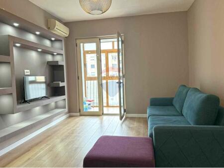 Shitet apartament 1+1 ne Don Bosko