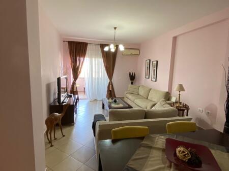 Appartamento In Affitto 2+1 a Astir