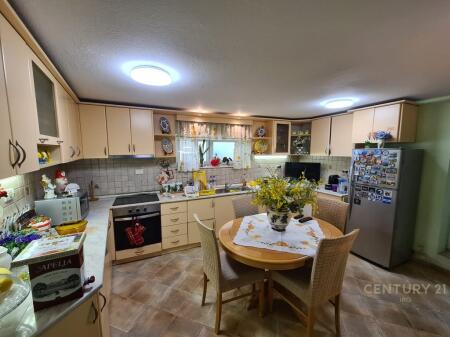 VILLE IN AFFITTO VICINO A SELVISE! 2.500 € /Mese