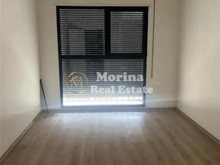 Qera,Apartment,2+1+2,Rruga e Barrikadave,600 Euro/Muaj