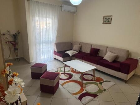 🌟 Jepet me qira apartament 2+1+bllk në zonën e Kongresit të Manastirit! 🌟