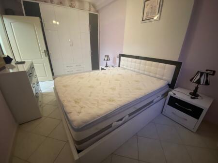 Jepet Me Qera Apartament 1+1+1 Ballkon