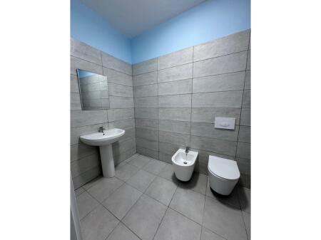 Apartament 3+1 me qira në Univers City !