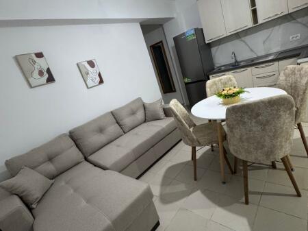 Jepet me qera apartament 1+1 ne Laprake prane  Kupoles.