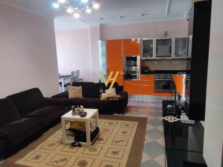 JEPET APARTAMENT 2+1+BLK ME QERA TE RR.NIKOLLA TUPE, BLLOK 800 EURO