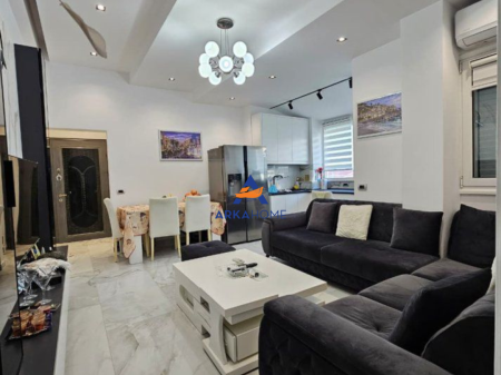 JEPET ME QERA APARTAMENT 1+1+BALLKON TE " RRUGA RRAPO HEKALI,KODRA E DIELLIT" 600 EURO