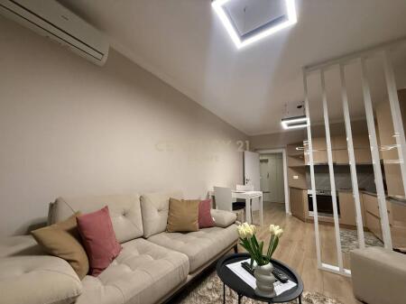 850€, Ish Blloku Apartament 1+1