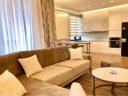 APARTMENT 2+1+2 PLUS PARKING FOR RENT AT PARK GATE!