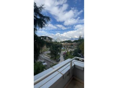 OFFICE/BUSINESS SPACE FOR RENT IN ISH BLOK !! 3,000 € /Month