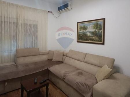 Apartment 2+1+2 for rent on Mine Peza Street.