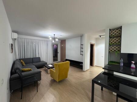 Rent, Apartment 3+1+2+parking space, "Rruga Peti" That Lake, Tirana