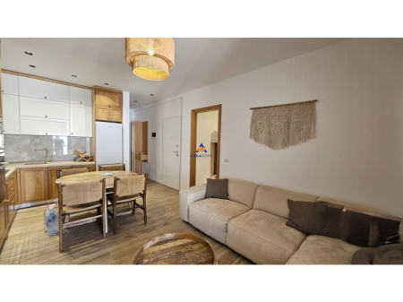 SHITET APARTAMENT 2+1+BALLKON " SAN PIETRO, GJIRI I LALËZIT" 230.000 EURO