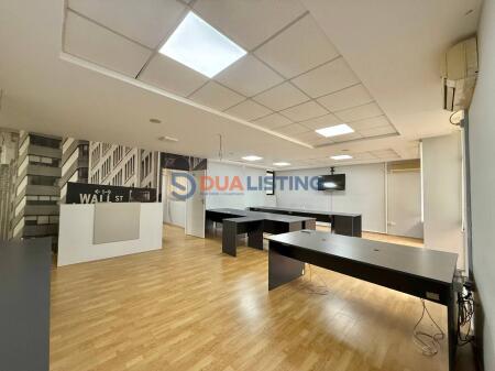 UFFICIO 200M2 IN AFFITTO NELLA ZONA DI BLLOKU!