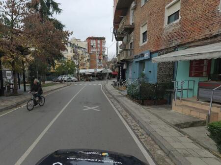office 2+1 for rent 3rd Floor, 68 m² 550 € (Bulevardi Bajram Curri near Cajupi Park)