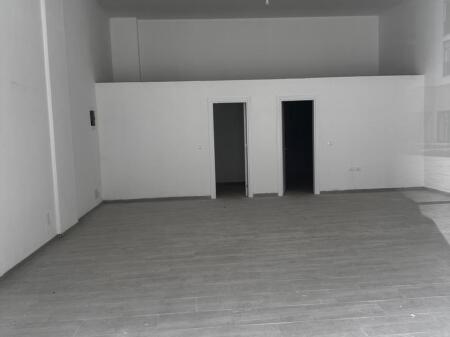 SHOP FOR RENT – 85m², PRICE: 800€