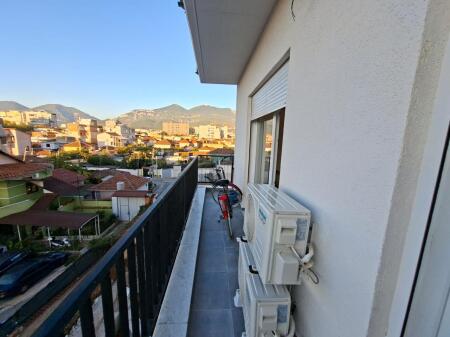 Eja studio me qera 2+1