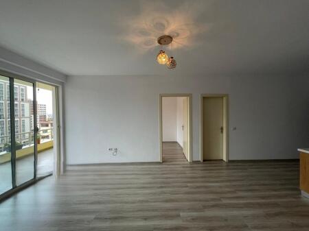 ISH FUSHA E AVIACJONIT, APARTAMENT 1+1 PER QIRA
