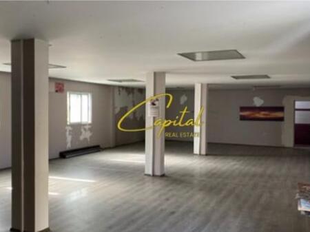 LOCALE COMMERCIALE IN AFFITTO 155 M2 EX CAMPO DI AVIAZIONE 800 EURO