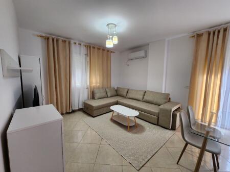 Apartament 1+1 per qera ne Fresk!