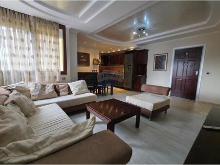 APARTMENT 3+1+PARKING FOR RENT NEAR THE LAW SCHOOL!