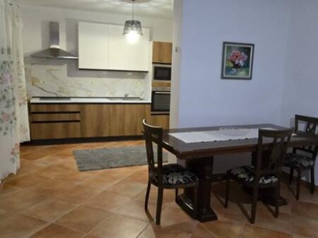 Shtepi Private me Qera – Vile e Re me 3 Dhoma Gjumi,RRUGA E ELBASANIT