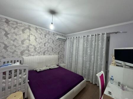 Apartament Me Qera tek 21-Dhjetori