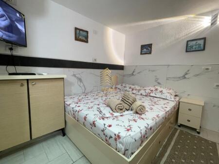 Qira, Garsoniere, 5 Maji, 370 Euro/muaj