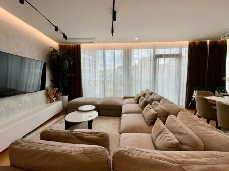 Apartment 2+1+2 + Parking Space for sale in Lake View Residence 530,000 €