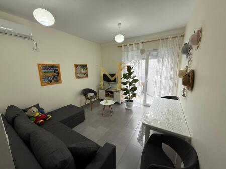 FOR RENT APARTMENT 1+1 ILIRIA BEACH DURRES!!