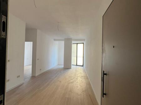 Mine Peza Jepet Apartament Me Qera 1+1 Per Zyra