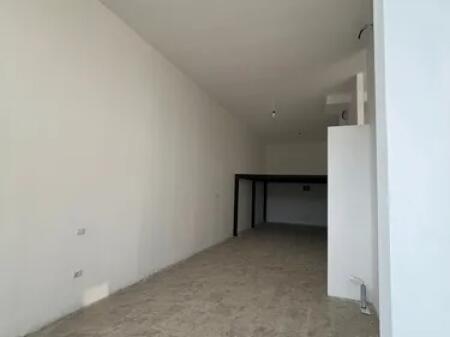 Negozio in affitto vicino allo Stadio Dinamo (ID BD21745) Tirana